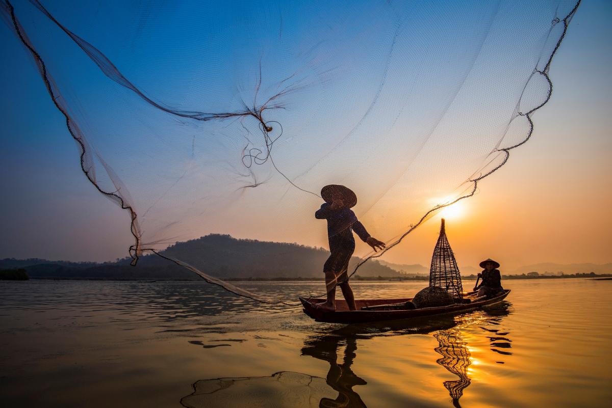 Lokale fiskere på Mekong  |    Foto:  Panida Wijitpanya - Istock 