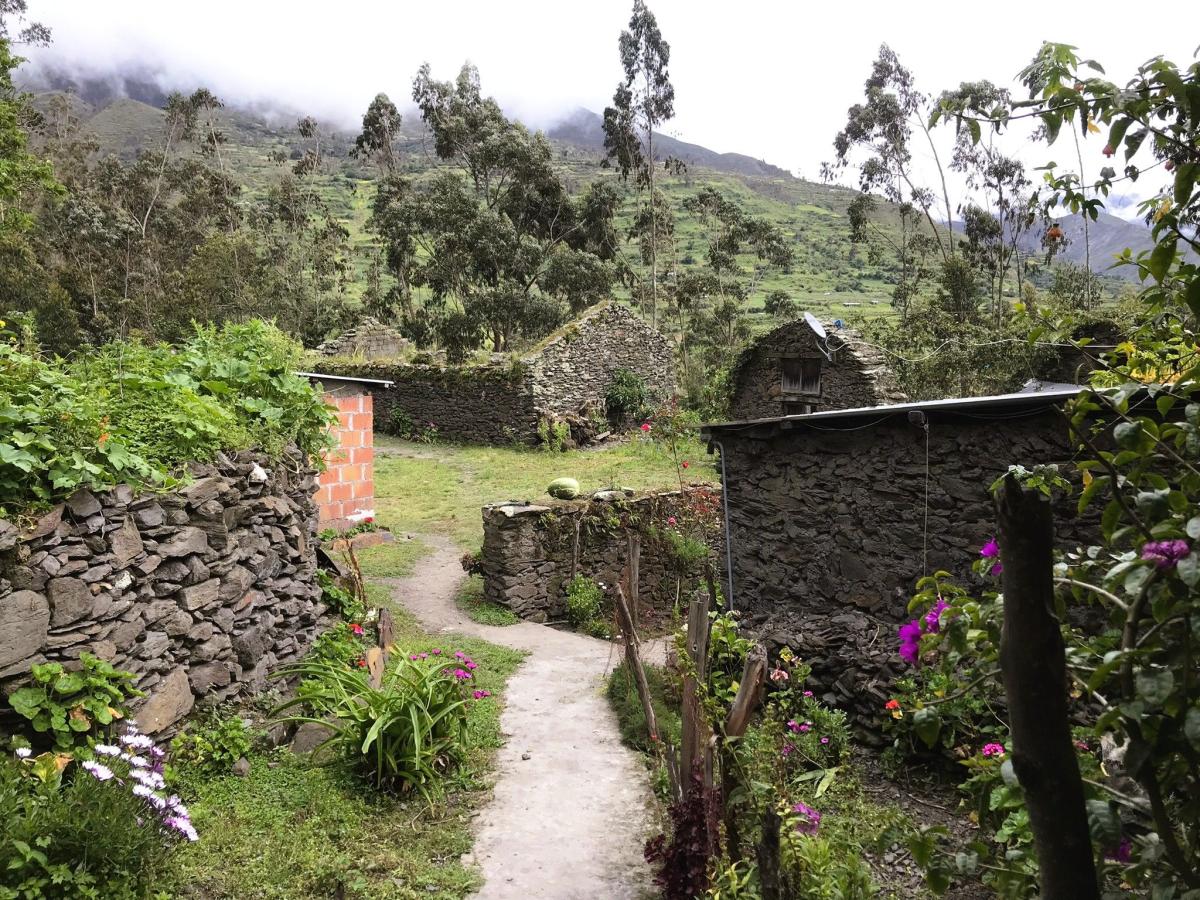 Inngang til leirplassen Choquecancha   