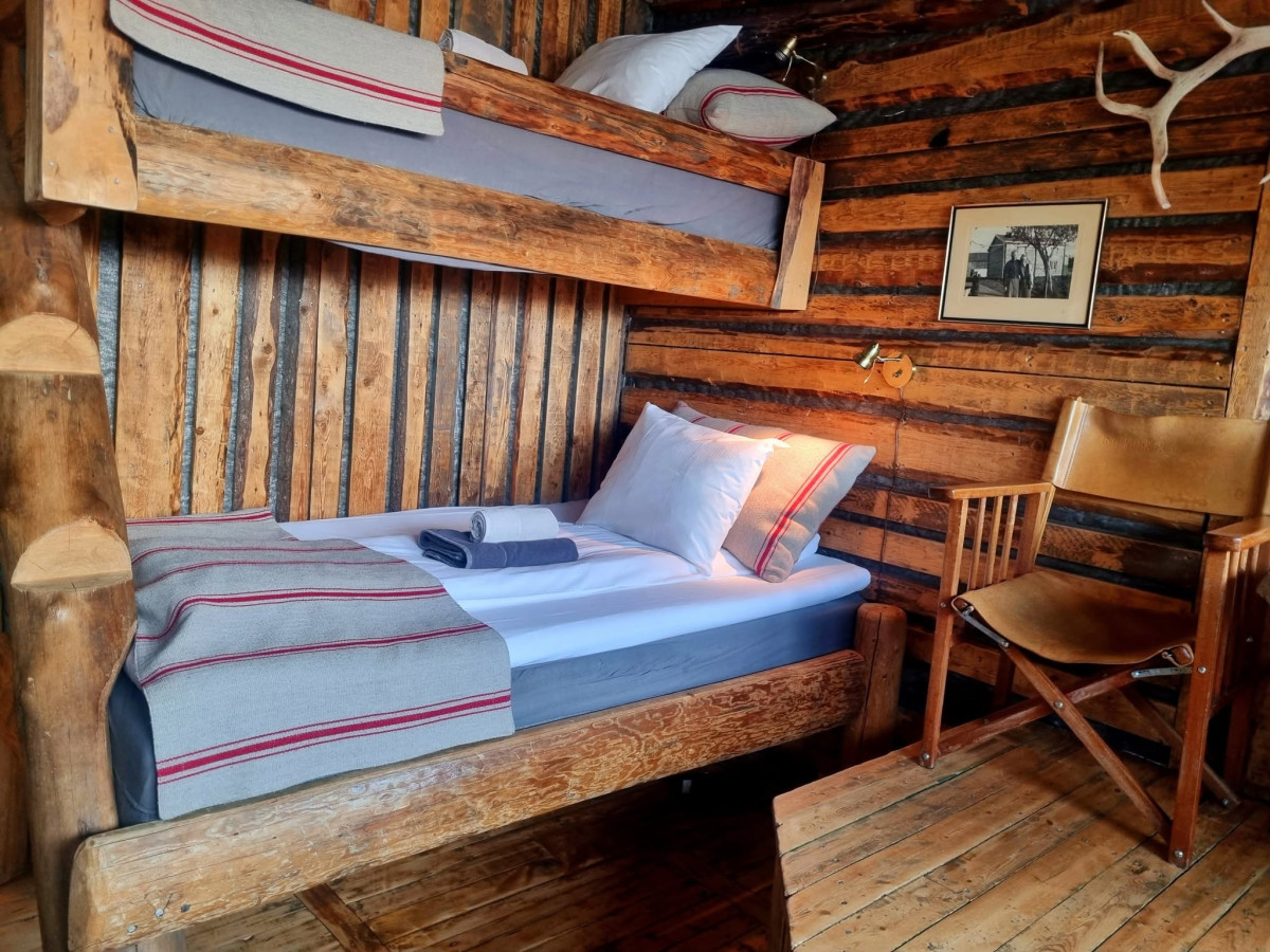      Foto:  Basecamp Hotel Svalbard Line | La'mme skreddersyr 