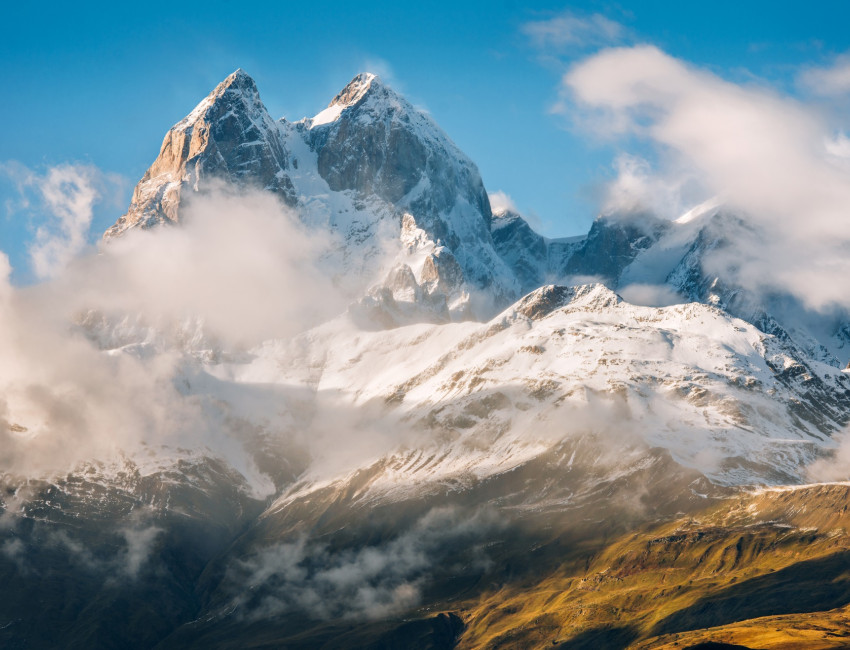 Mount Ushba - Svaneti - Kaukasusfjellene - Georgia