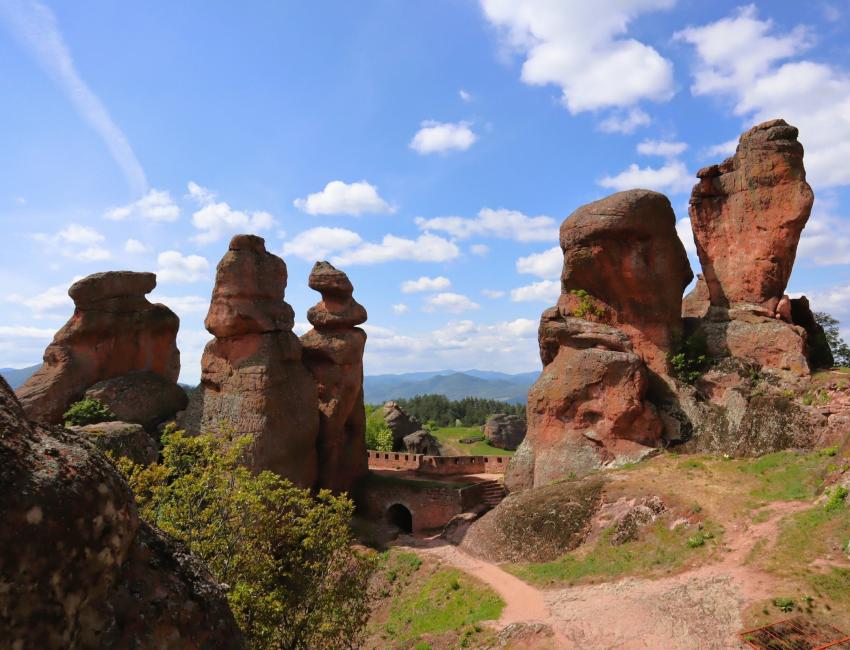 Belogradchik-klippene er et fascinerende skue - Bulgaria