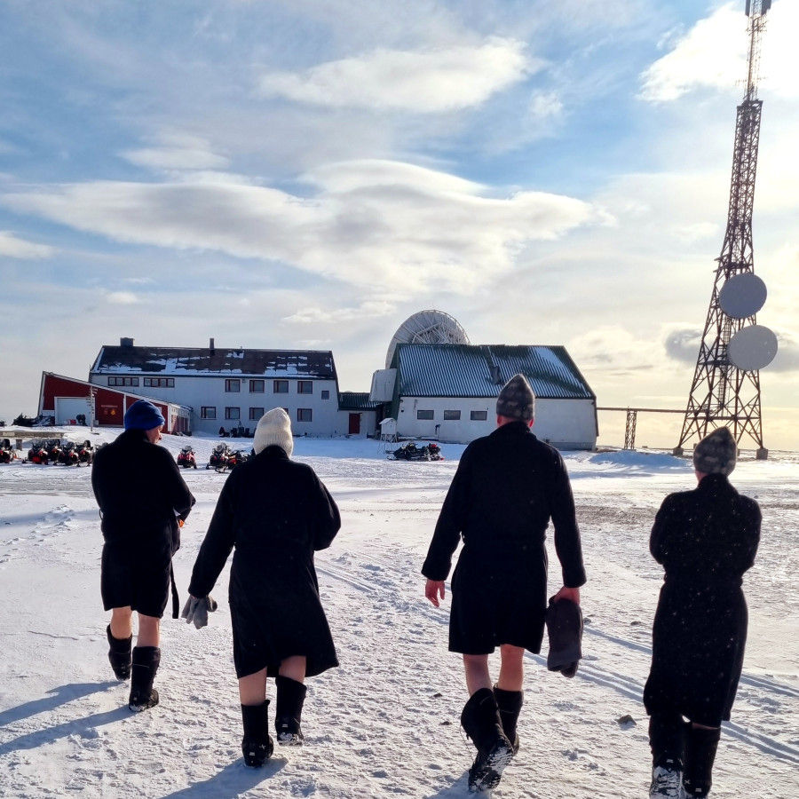 Basecamp Hotel Longyearbyen I La'mme skreddersyr